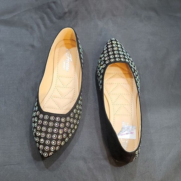 BRAND NEW FOREVER STUDDED POINTED TOE WOMEN"S BALLET FLATS - Picture 6 of 13